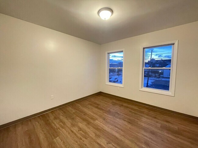 Building Photo - 461 Beech St