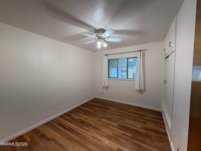 Building Photo - 751 Balzar Cir