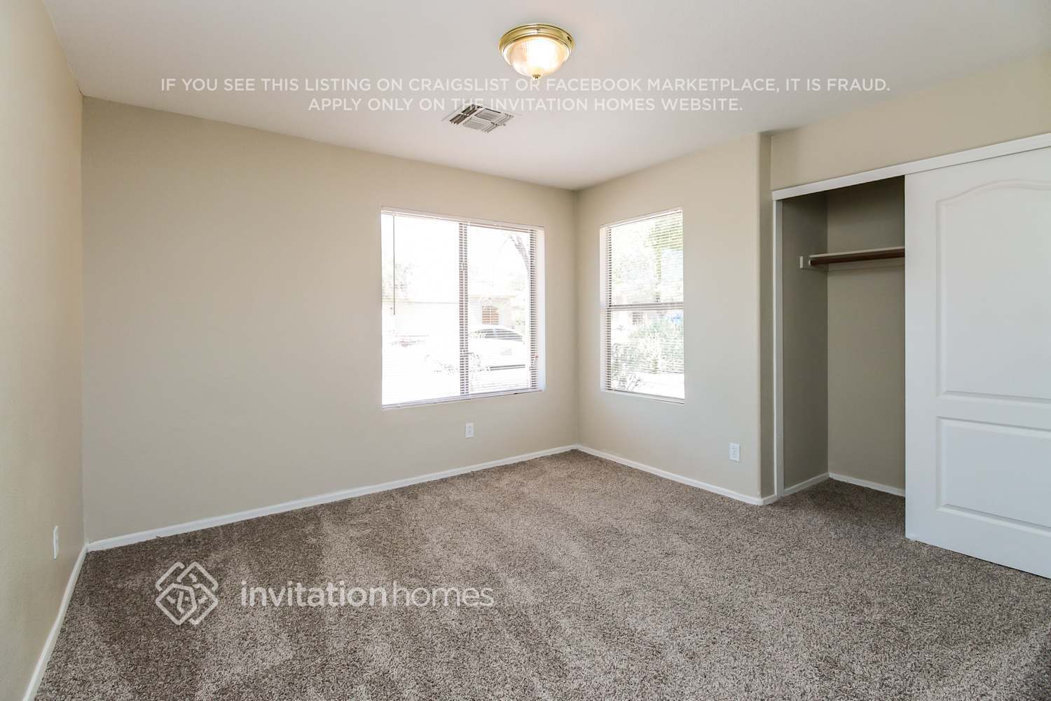 Building Photo - 11105 E Catalina Ave