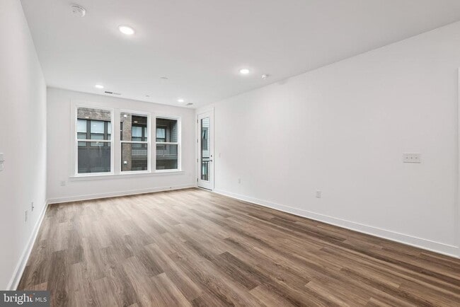 Building Photo - 21731 Dovekie Ter