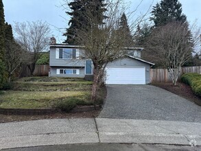 Building Photo - Large 3 bedroom home near Boeing