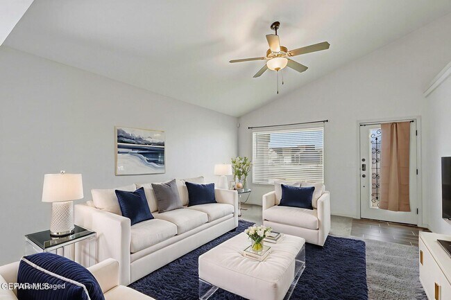 Building Photo - 14620 Carlo Alvarado Dr