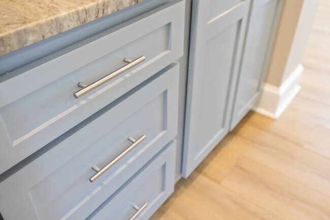 Building Photo - 43 Mcilwee Ln