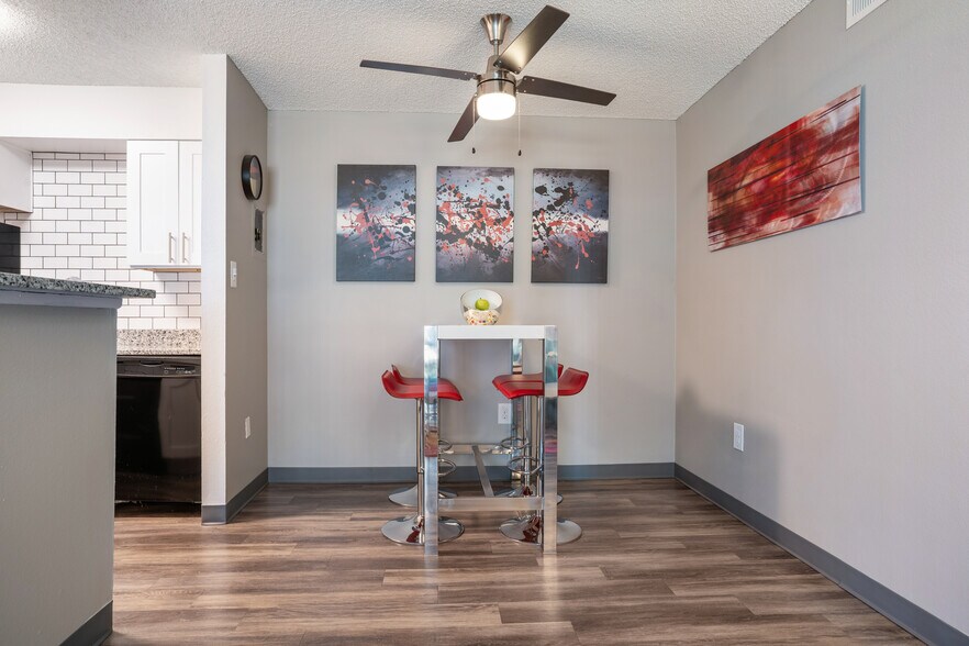 Building Photo - Grammercy Apartments