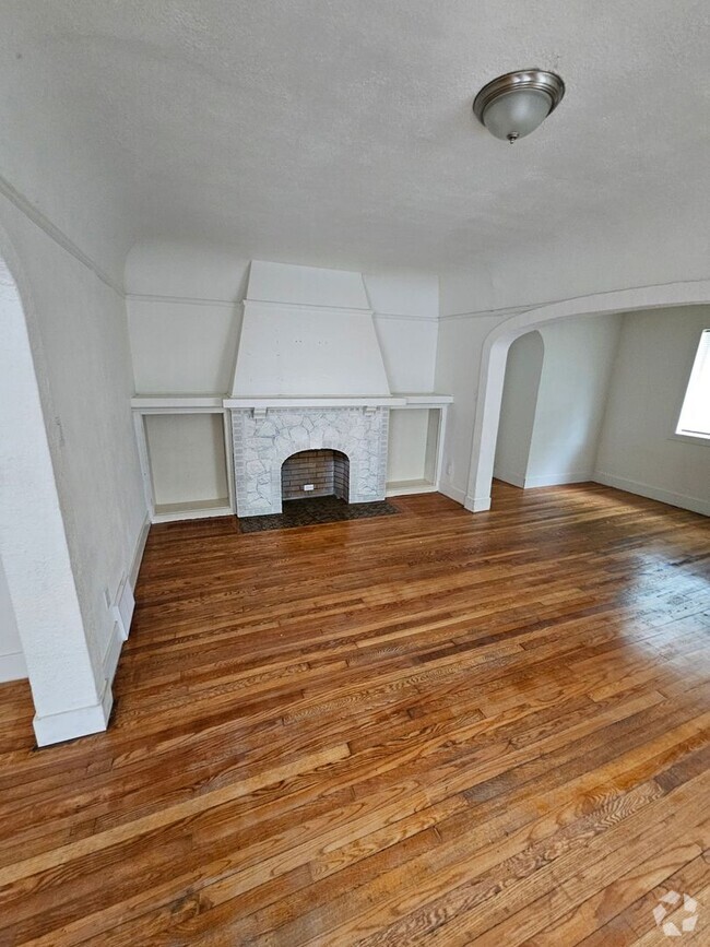 Building Photo - 4455-4457 N 30th St. (Duplex)