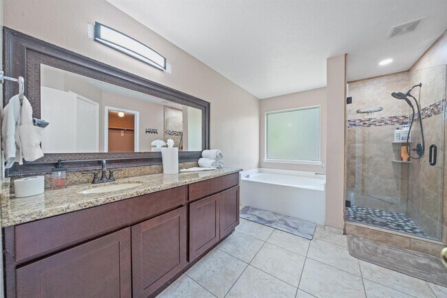Building Photo - 16815 Watering Oaks Ln