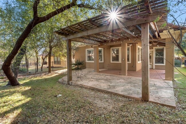 Building Photo - 12208 Fairway Cove