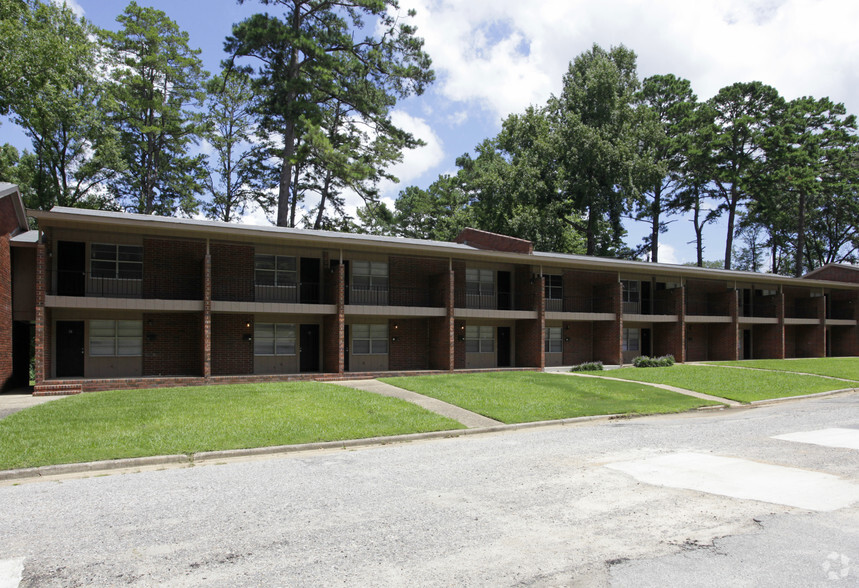 Primary Photo - Riverwalk Townhomes