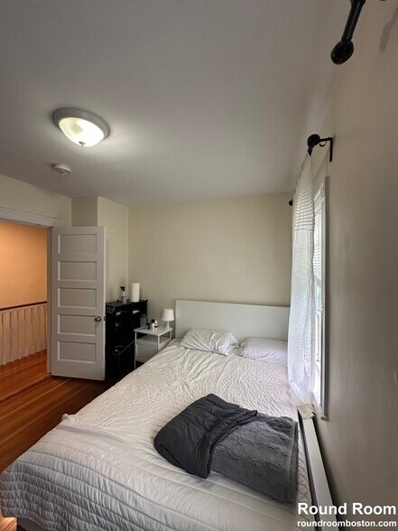 Building Photo - 31 Hobson St