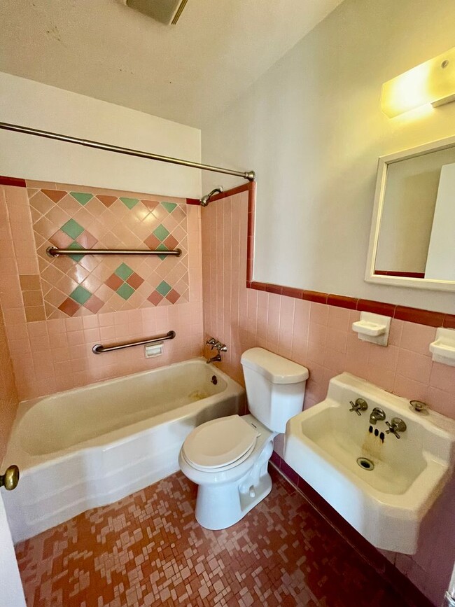 Building Photo - Welcome to this adorable 3-bedroom, 2-bath ranch style brick home, nestled in the historic McCror...