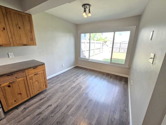 Building Photo - 4044 Starwood Arch