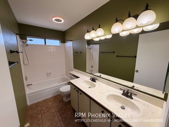 Building Photo - 8151 W Sierra Vista Dr