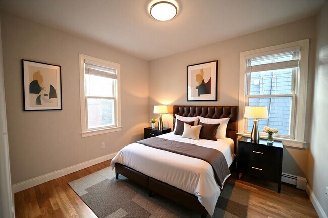 Building Photo - 3Br/2Bth in Brookline! Close to Rt.9, very quiet area, walk to JP Pond!
