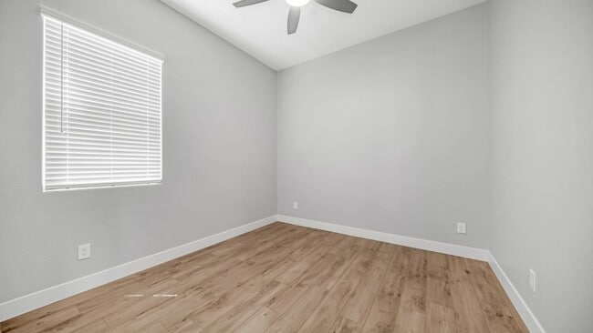 Building Photo - 23080 E Carriage Wy