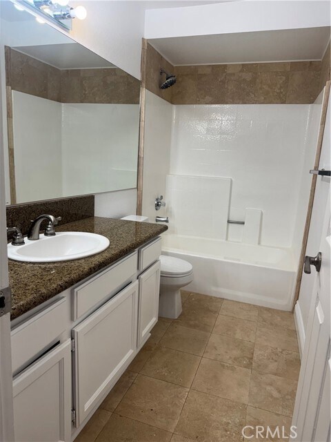 Building Photo - 301 W Mountain View Ave