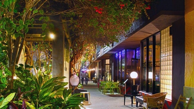 Building Photo - 409 50th St