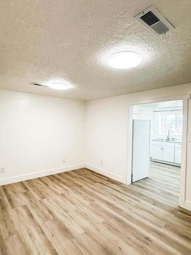 Building Photo - 5699 S Copper City Dr