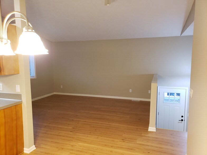 Living room - 630 Hubert St NE