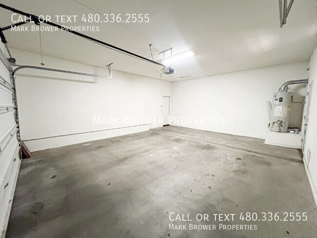Building Photo - 1400 W Flamingo Dr