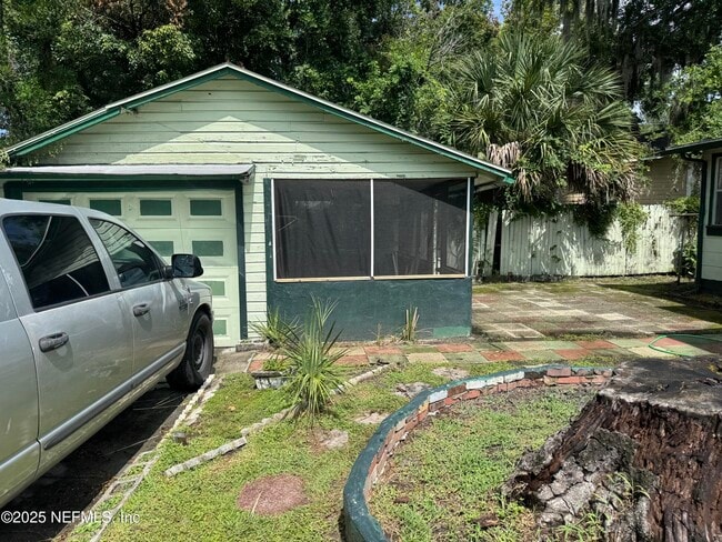 Building Photo - 3225 Liberty Cir