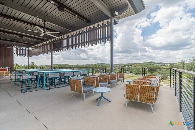 Building Photo - 1435 Dancing Oak Ln