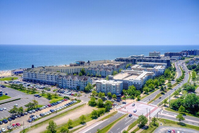 Building Photo - 364 Westwood Ave