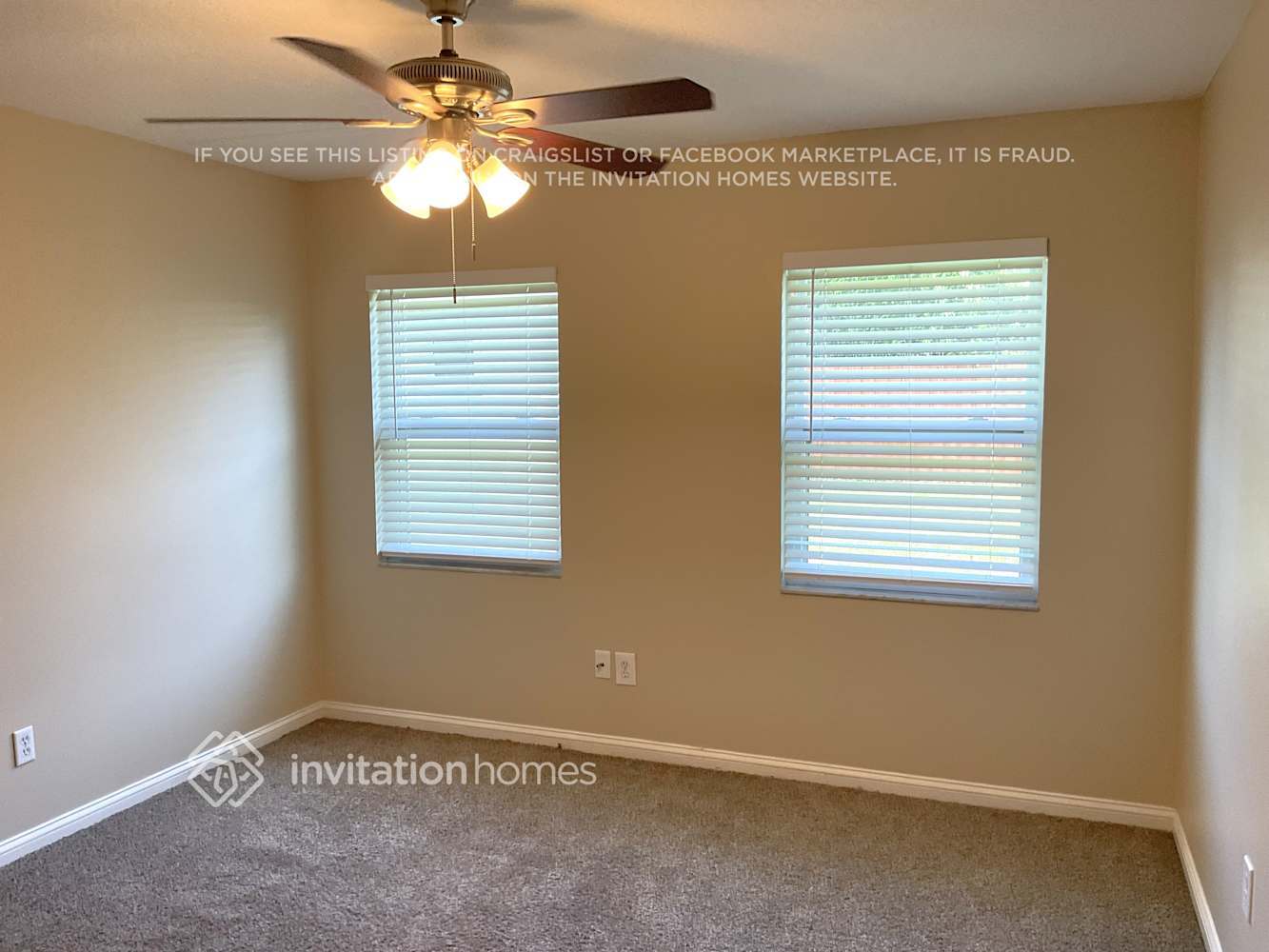 Building Photo - 888 Somerset Dr