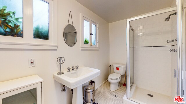 Building Photo - 271 Loring Ave