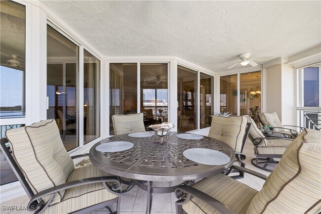 Building Photo - 4021 Gulf Shore Blvd N