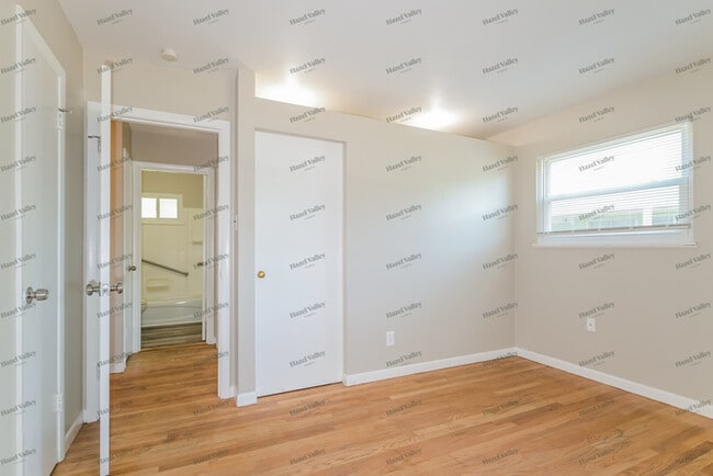 Building Photo - 795 Mullanphy Ln