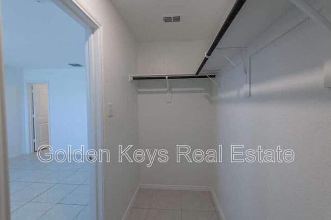 Building Photo - 2629 Turtle Dove Dr
