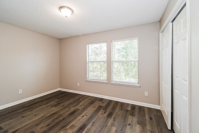 Building Photo - 734 Celebration Lane