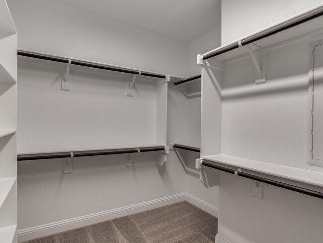 Building Photo - 7685 Regal Ln