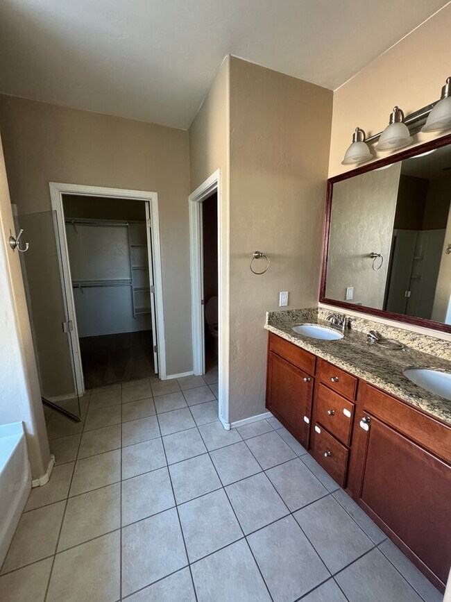 Building Photo - Spacious Gladden Farms Living: 4-Bed Retreat Near Parks & Trails