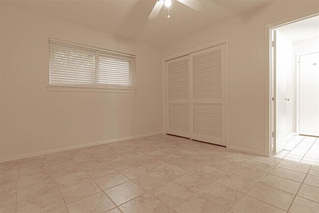 Building Photo - 13103 Rincon Dr