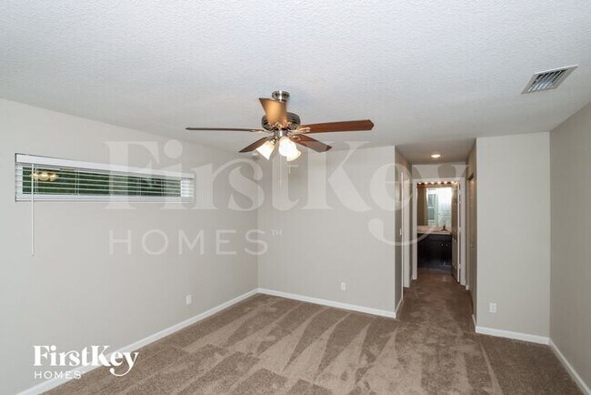 Building Photo - 591 Brickell St SE