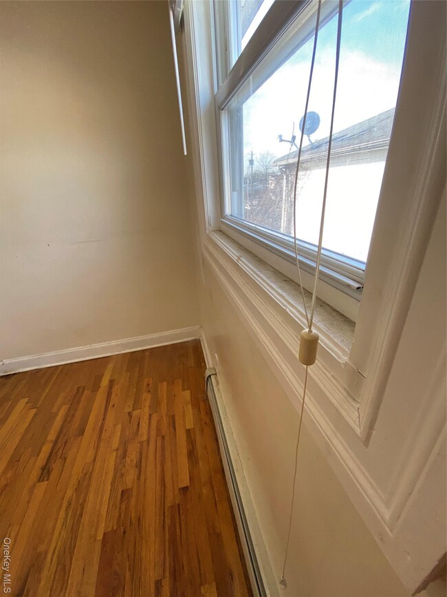 Building Photo - 146-05 226th St