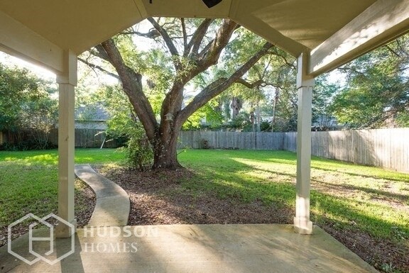 Building Photo - NOW AVAILABLE!! 1209 West Castlewood Avenu...