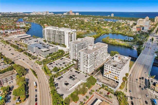 Building Photo - 1170 N Federal Hwy