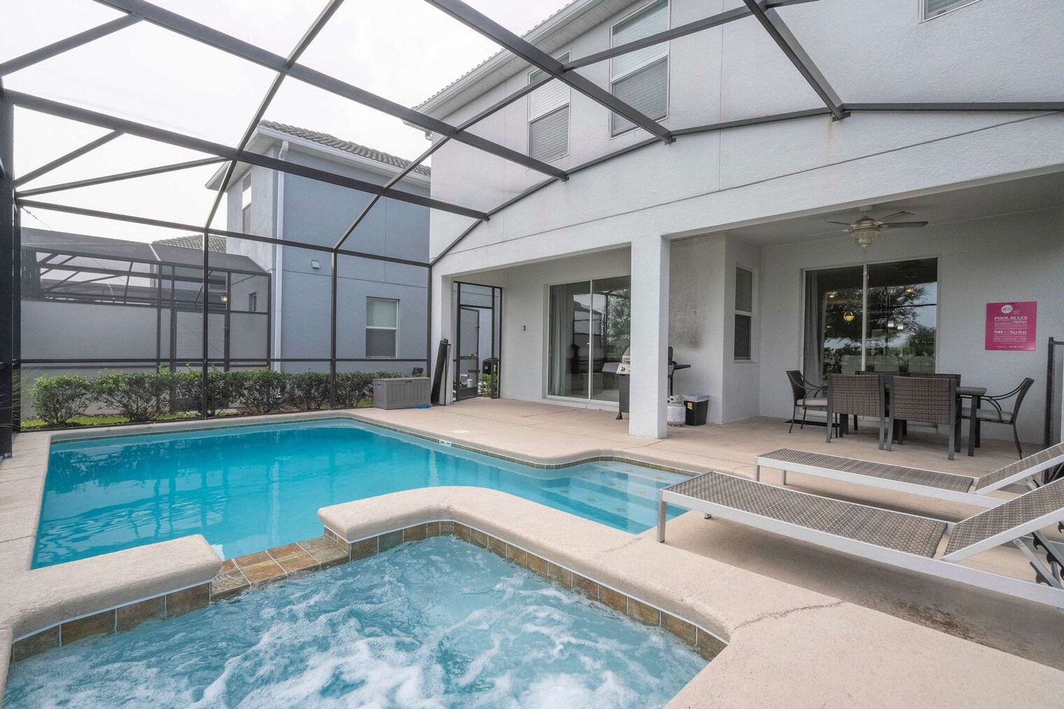 Building Photo - 4827 Kings Castle Cir