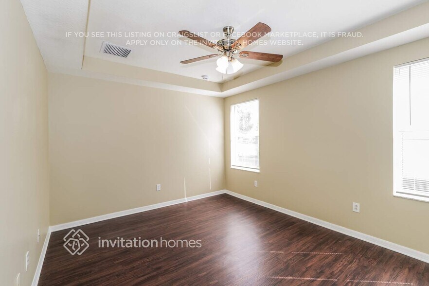 Building Photo - 18540 Kentisbury Ct