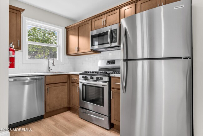 Building Photo - 107 Tavistock Dr