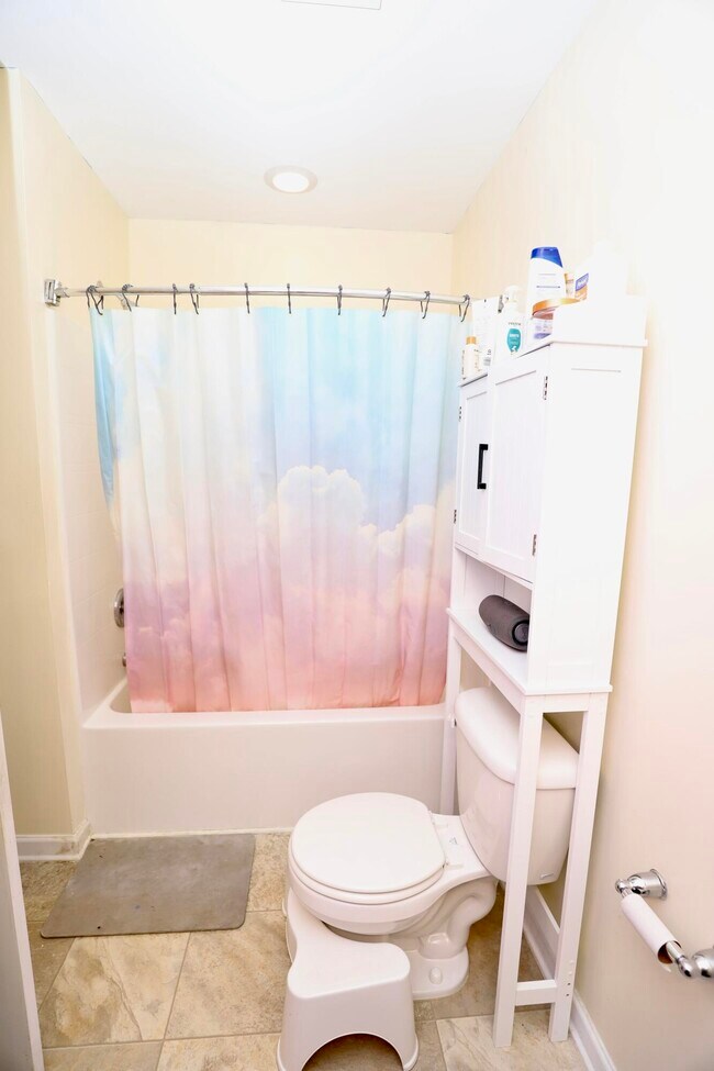 Building Photo - 71 Carina Ln