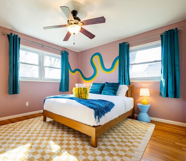 Building Photo - 615 N Staats Dr