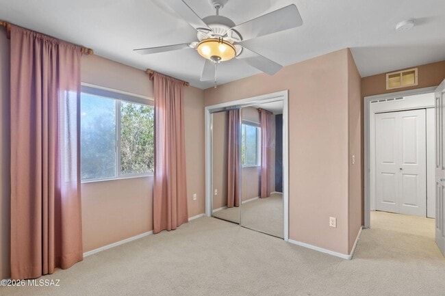 Building Photo - Two Story 3 Bed/2Bath in Paseo Del Rio