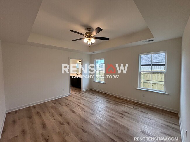 Building Photo - 6522 John Hamilton Wy E