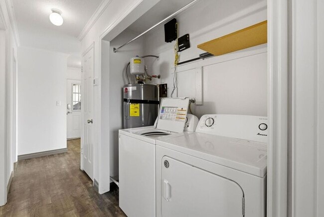 Building Photo - 161 W 950 S