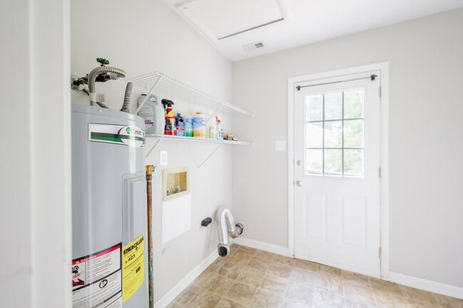 Building Photo - Fabulous Home for Rent in Gravel Hill!