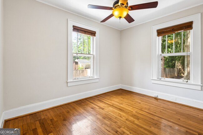Building Photo - 254 2nd Ave SE
