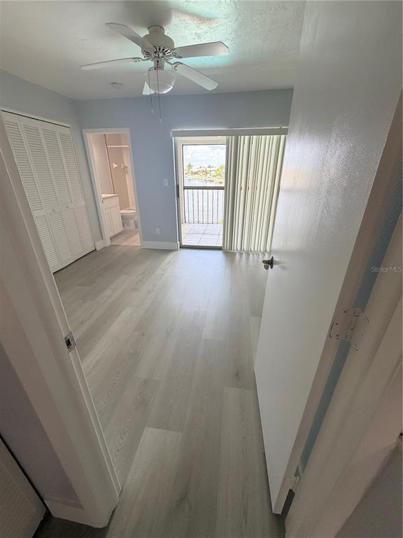 Building Photo - 920 Conecta Dr